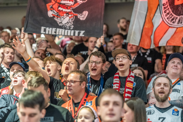 Niners Chemnitz vs. Berlin - Playoff Halbfinale - easyCredit BBL