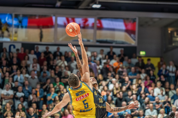 Niners Chemnitz vs. Berlin - Playoff Halbfinale - easyCredit BBL