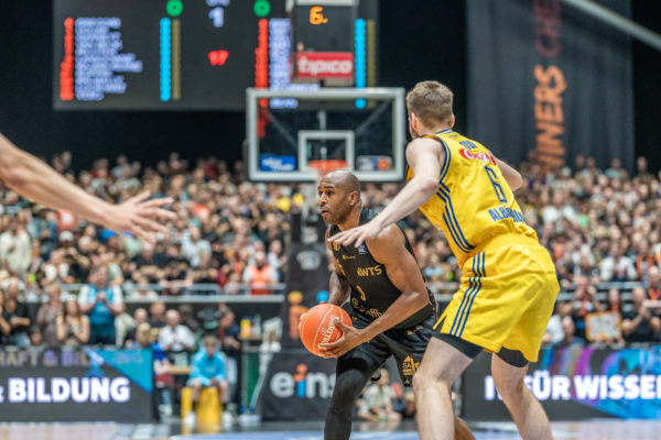 Niners Chemnitz vs. Berlin - Playoff Halbfinale - easyCredit BBL