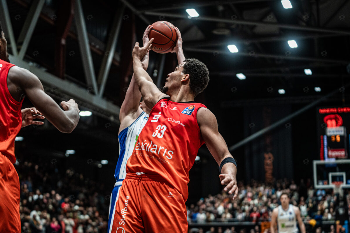 Niners Chemnitz vs. Skyliners Frankfurt - 15. Spieltag - easyCredit BBL - Basketball Bundesliga - Basketball - Saison 2024/25 - 04.01.2025