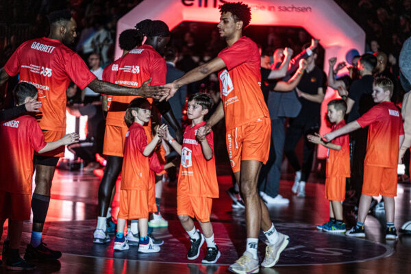 Niners Chemnitz vs. Veolia Towers Hamburg - 17. Spieltag - easyCredit BBL - Basketball Bundesliga - Basketball - Saison 2024/25 - 17.01.2025