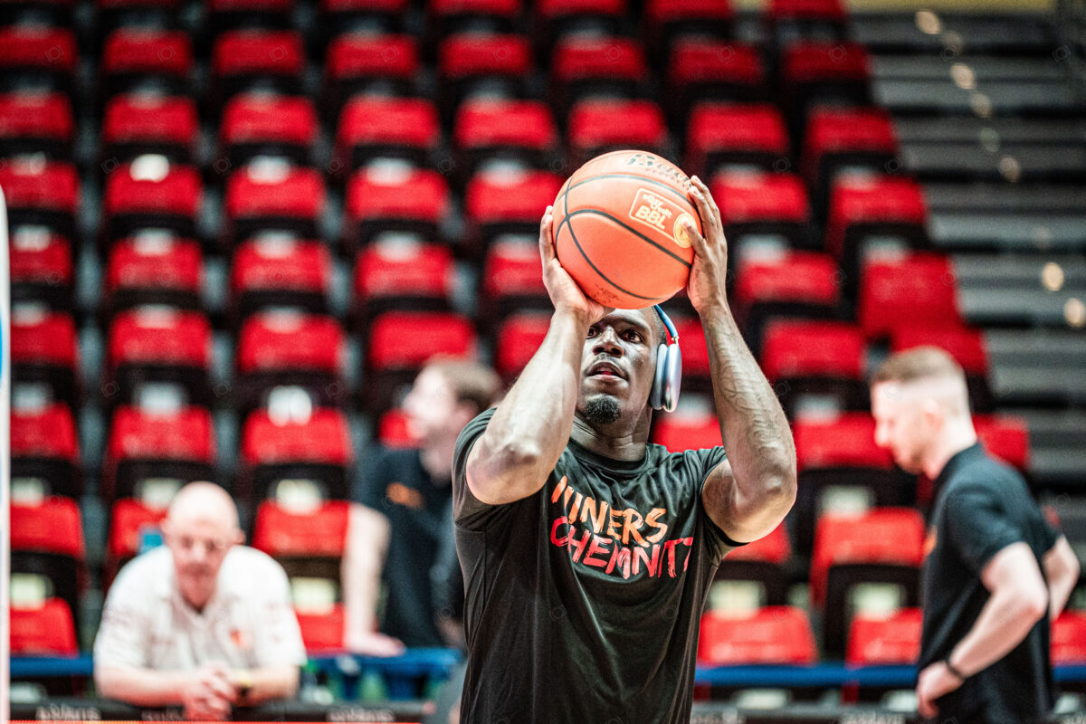 Niners Chemnitz vs. FC Bayern München Basketball - 22. Spieltag - easyCredit BBL - Basketball Bundesliga - Basketball - Saison 2024/25 - 02.03.2025