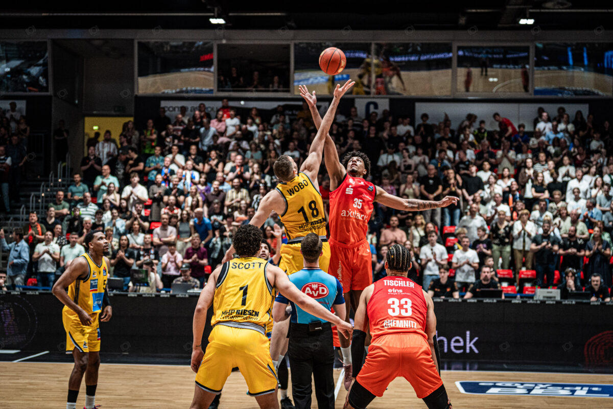 Niners Chemnitz vs. MHP RIESEN Ludwigsburg - 31. Spieltag - easyCredit BBL - Basketball Bundesliga - Basketball - Saison 2024/25 - 01.05.2025