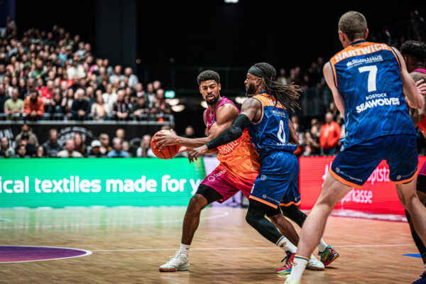 Niners Chemnitz vs. Rostock Seawolves - 32. Spieltag - easyCredit BBL - Basketball Bundesliga - Basketball - Saison 2024/25 - 04.05.2025