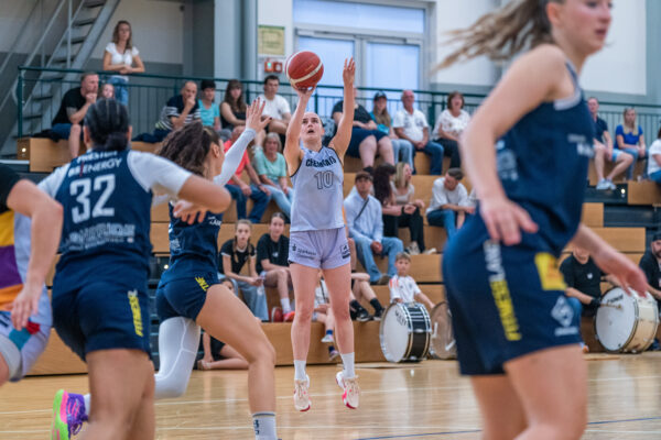 20250920-chemcats-chemnitz-vs-eintracht-braunschweig-lionpride-126