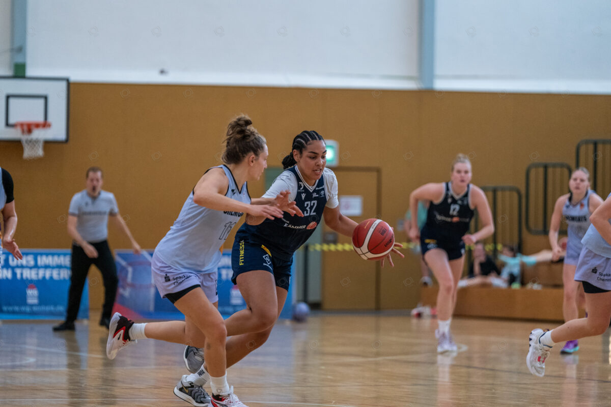 20250920-chemcats-chemnitz-vs-eintracht-braunschweig-lionpride-55