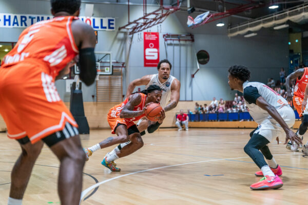 20250920-testspiel-niners-chemnitz-vs-era-nymburk-123