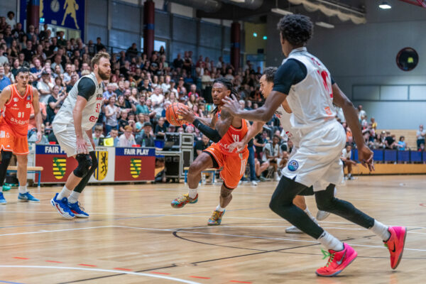 20250920-testspiel-niners-chemnitz-vs-era-nymburk-99