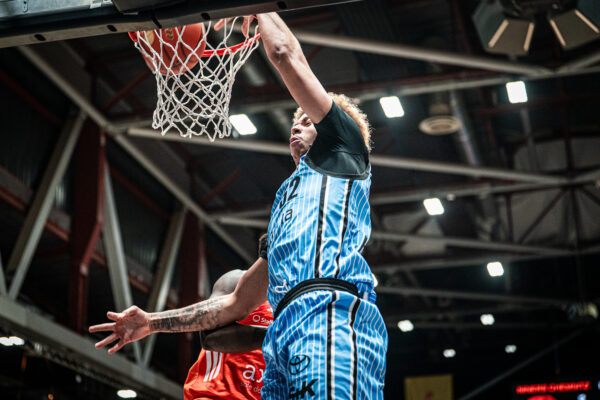 Niners Chemnitz vs. Veolia Towers Hamburg - 2. Spieltag - easyCredit BBL - Basketball Bundesliga - Basketball - Saison 2025/26 - 03.10.2025