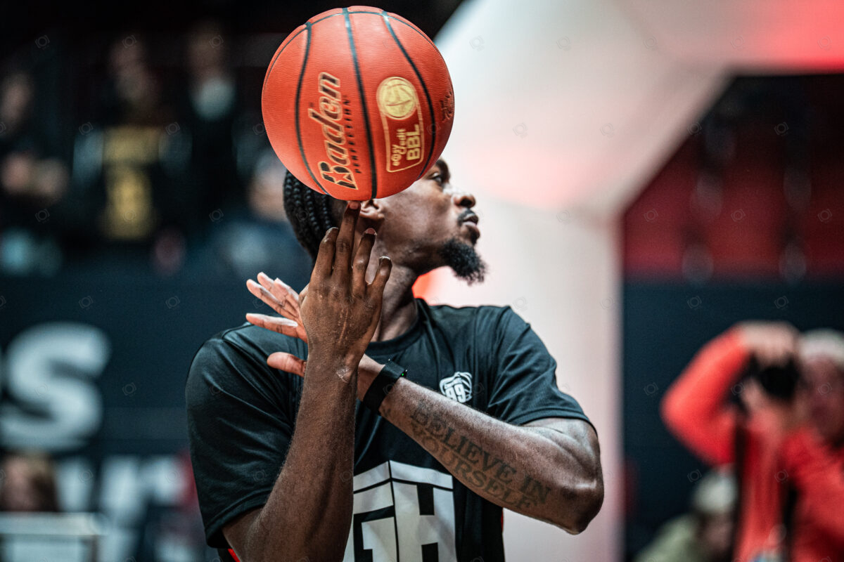 NINERS Chemnitz vs. BASKETBALL LÖWEN Braunschweig - 6. Spieltag - easyCredit BBL - Basketball Bundesliga - Basketball - Saison 2025/26 - 01.11.2025