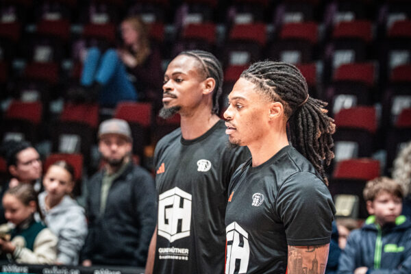 NINERS Chemnitz vs. BASKETBALL LÖWEN Braunschweig - 6. Spieltag - easyCredit BBL - Basketball Bundesliga - Basketball - Saison 2025/26 - 01.11.2025