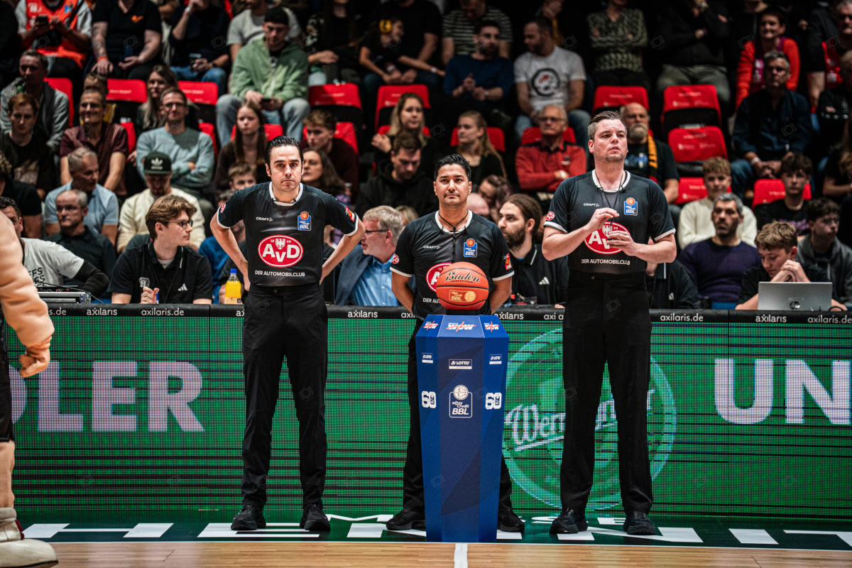 NINERS Chemnitz vs. BASKETBALL LÖWEN Braunschweig - 6. Spieltag - easyCredit BBL - Basketball Bundesliga - Basketball - Saison 2025/26 - 01.11.2025