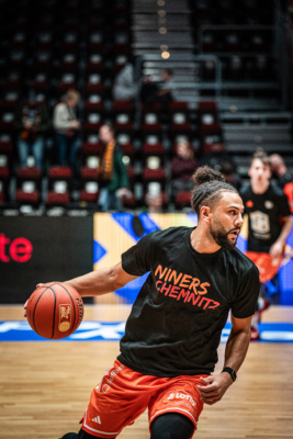 NINERS Chemnitz vs. ALBA Berlin - 8. Spieltag - easyCredit BBL - Basketball Bundesliga - Basketball - Saison 2025/26 - 23.11.2025