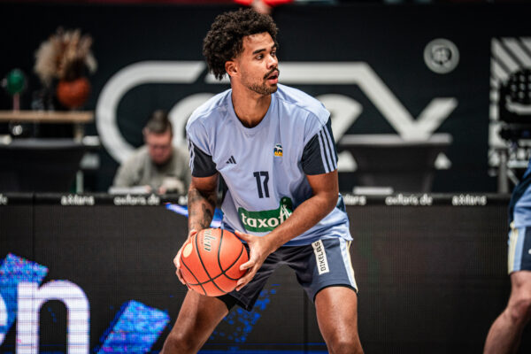 NINERS Chemnitz vs. ALBA Berlin - 8. Spieltag - easyCredit BBL - Basketball Bundesliga - Basketball - Saison 2025/26 - 23.11.2025