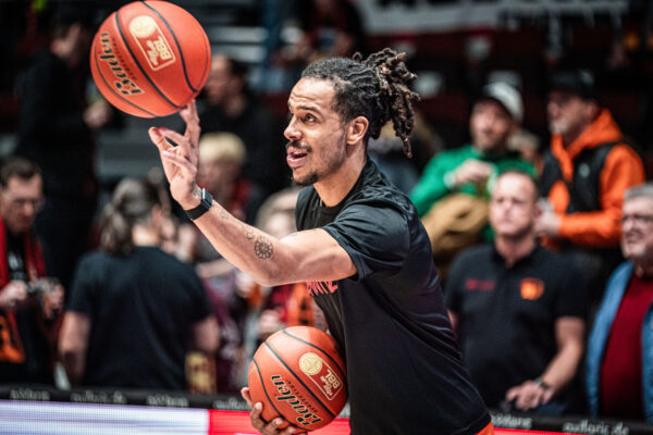 NINERS Chemnitz vs. ALBA Berlin - 8. Spieltag - easyCredit BBL - Basketball Bundesliga - Basketball - Saison 2025/26 - 23.11.2025