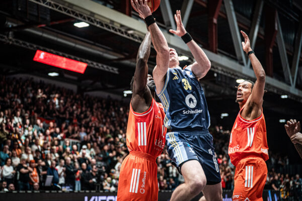 NINERS Chemnitz vs. ALBA Berlin - 8. Spieltag - easyCredit BBL - Basketball Bundesliga - Basketball - Saison 2025/26 - 23.11.2025