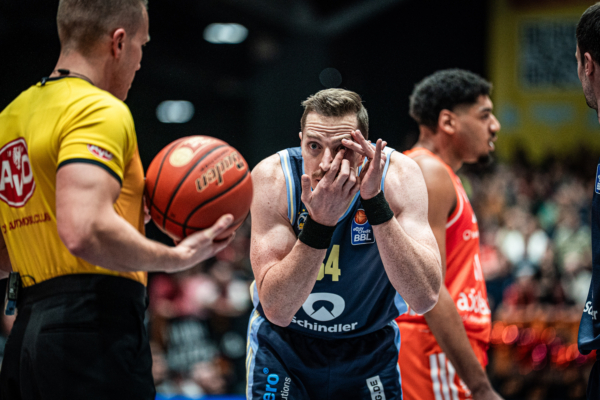 NINERS Chemnitz vs. ALBA Berlin - 8. Spieltag - easyCredit BBL - Basketball Bundesliga - Basketball - Saison 2025/26 - 23.11.2025