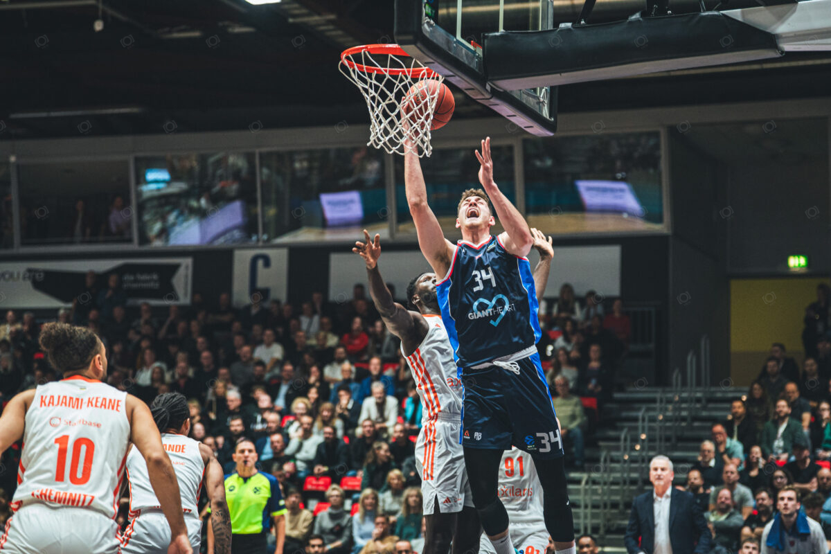 20251209-EuroCup-NINERS-chemnitz-vs-panionios-athens-03089