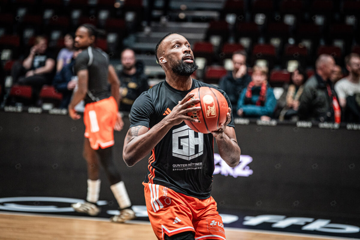NINERS Chemnitz vs. Fitness First Würzburg Baskets - 10. Spieltag - easyCredit BBL - Basketball Bundesliga - Basketball - Saison 2025/26 - 12.12.2025