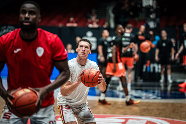NINERS Chemnitz vs. Fitness First Würzburg Baskets - 10. Spieltag - easyCredit BBL - Basketball Bundesliga - Basketball - Saison 2025/26 - 12.12.2025