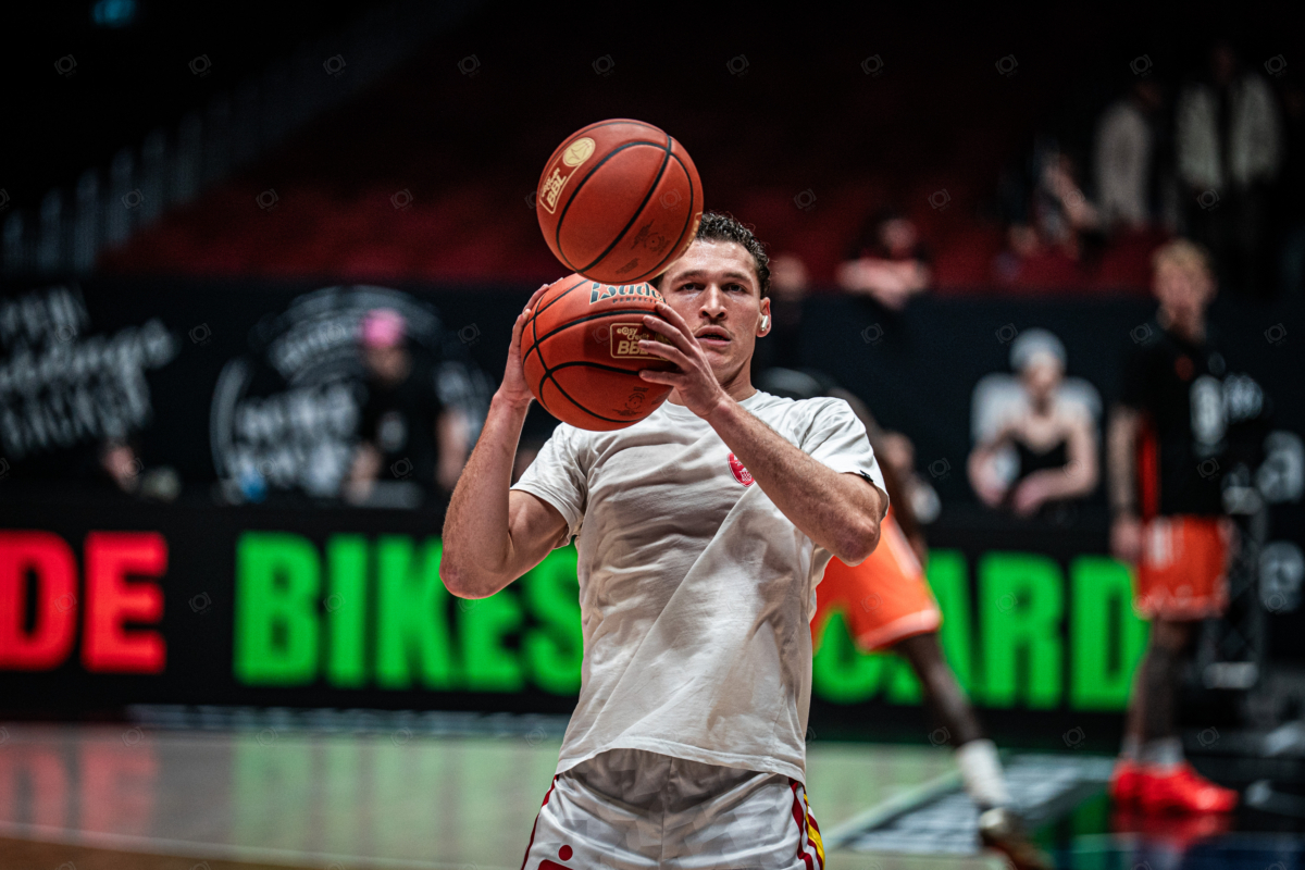 NINERS Chemnitz vs. Fitness First Würzburg Baskets - 10. Spieltag - easyCredit BBL - Basketball Bundesliga - Basketball - Saison 2025/26 - 12.12.2025