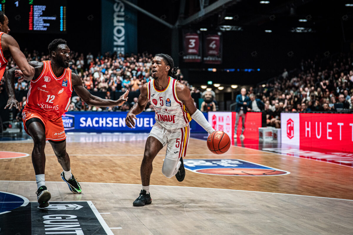 NINERS Chemnitz vs. Fitness First Würzburg Baskets - 10. Spieltag - easyCredit BBL - Basketball Bundesliga - Basketball - Saison 2025/26 - 12.12.2025