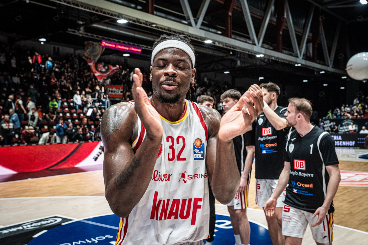 NINERS Chemnitz vs. Fitness First Würzburg Baskets - 10. Spieltag - easyCredit BBL - Basketball Bundesliga - Basketball - Saison 2025/26 - 12.12.2025