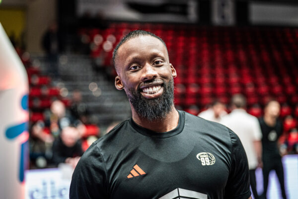 NINERS Chemnitz vs. VET-CONCEPT Gladiators Trier - 13. Spieltag - easyCredit BBL - Basketball Bundesliga - Basketball - Saison 2025/26 - 30.12.2025