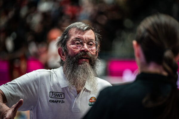 NINERS Chemnitz vs. VET-CONCEPT Gladiators Trier - 13. Spieltag - easyCredit BBL - Basketball Bundesliga - Basketball - Saison 2025/26 - 30.12.2025