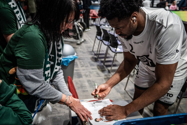 NINERS Chemnitz vs. VET-CONCEPT Gladiators Trier - 13. Spieltag - easyCredit BBL - Basketball Bundesliga - Basketball - Saison 2025/26 - 30.12.2025