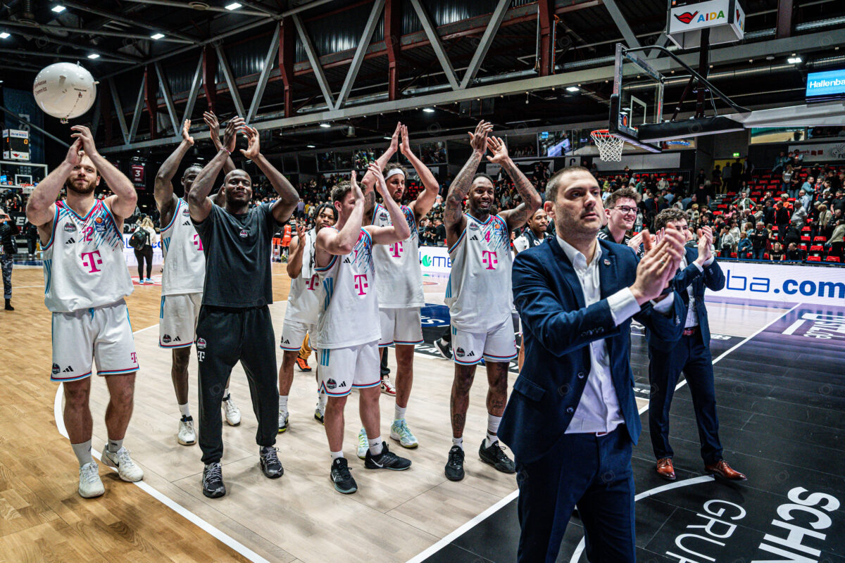 NINERS Chemnitz vs Telekom Baskets Bonn - 28. Spieltag - easyCredit BBL - Basketball Bundesliga - Basketball - Saison 2025/26 - 04.04.2026