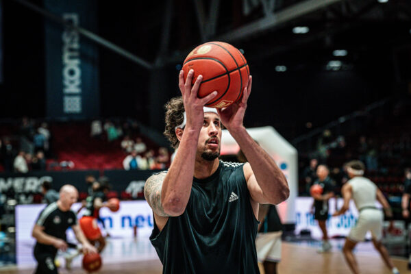 NINERS Chemnitz vs Telekom Baskets Bonn - 28. Spieltag - easyCredit BBL - Basketball Bundesliga - Basketball - Saison 2025/26 - 04.04.2026