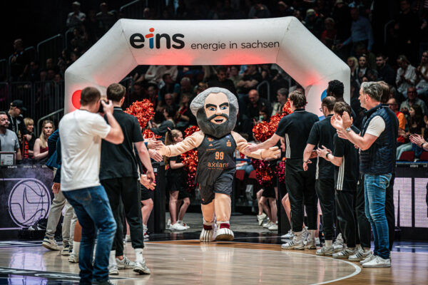 NINERS Chemnitz vs Telekom Baskets Bonn - 28. Spieltag - easyCredit BBL - Basketball Bundesliga - Basketball - Saison 2025/26 - 04.04.2026